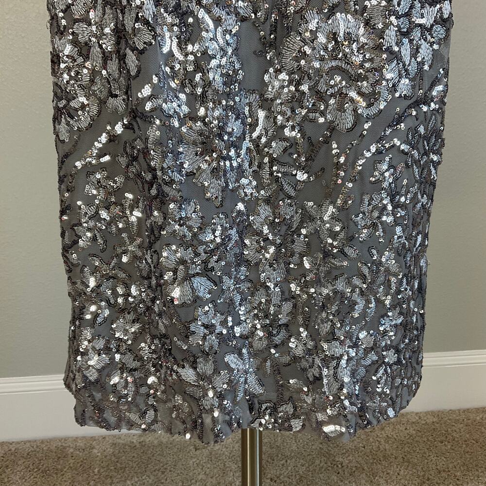 Alex Evenings Silver Cocktail Dress Sequin Short Sleeve V-Neck Sheath Size 14W - Picture 8 of 11